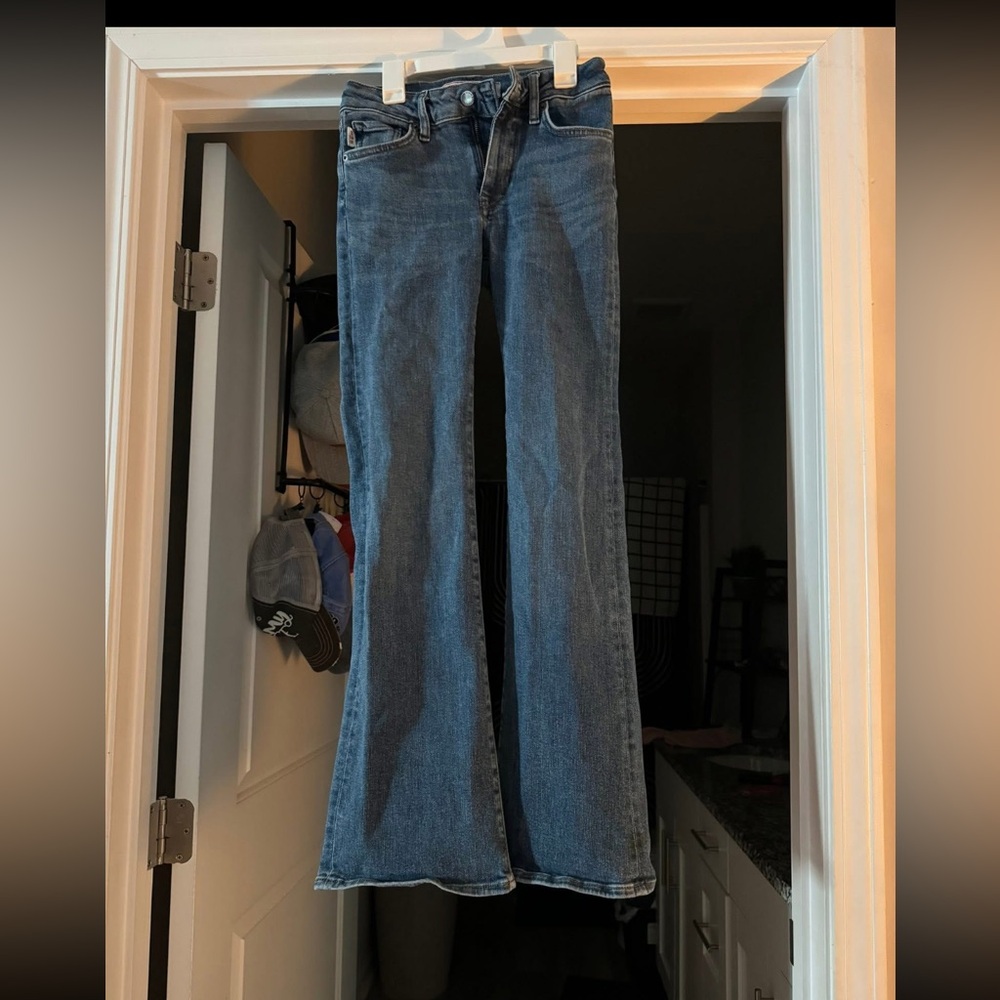 Women’s jeans